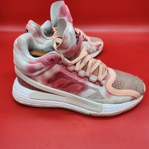 Adidas D Rose 11 ‘Glow Pink’😍